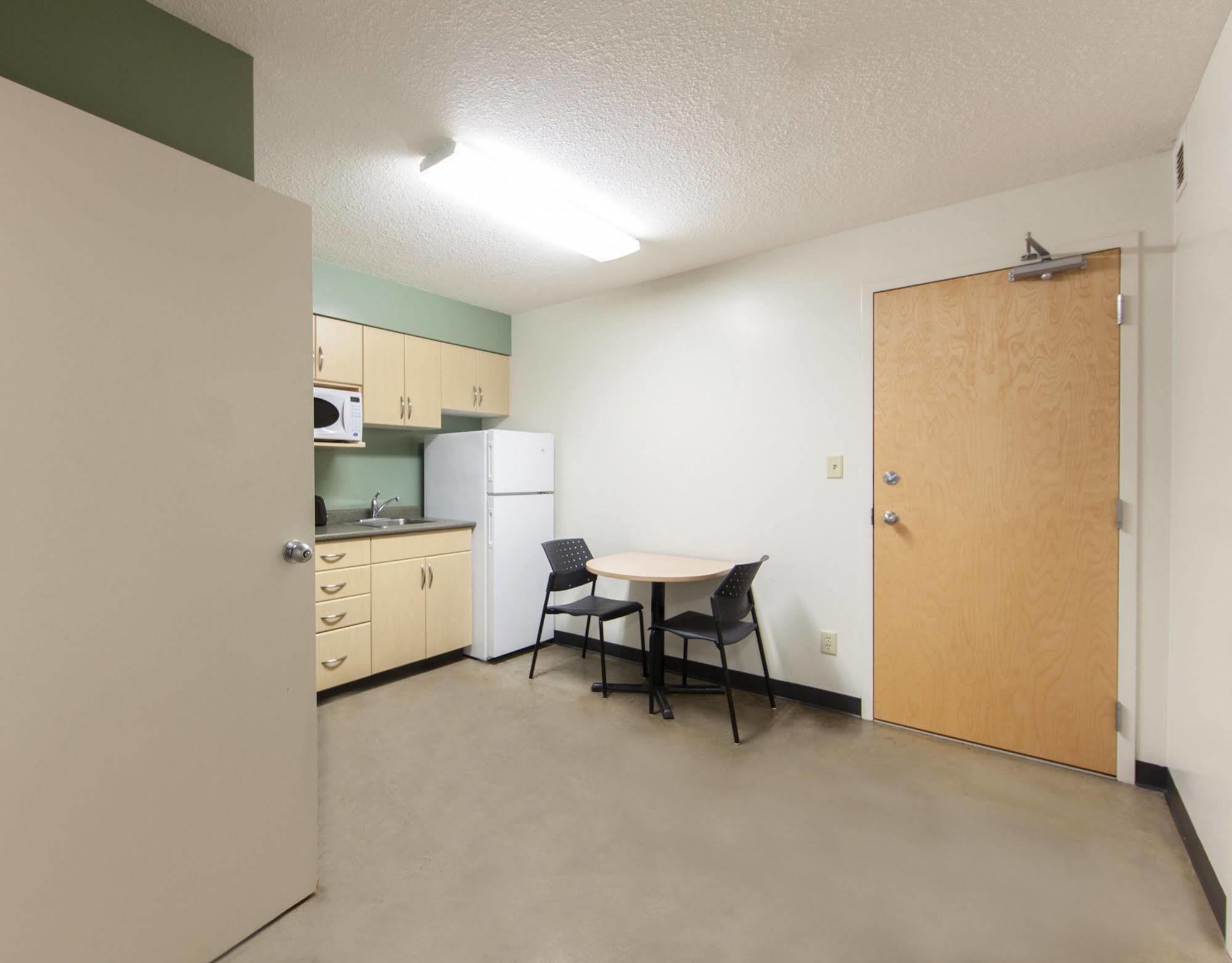Macewan University Residence เอดมันตัน ภายนอก รูปภาพ
