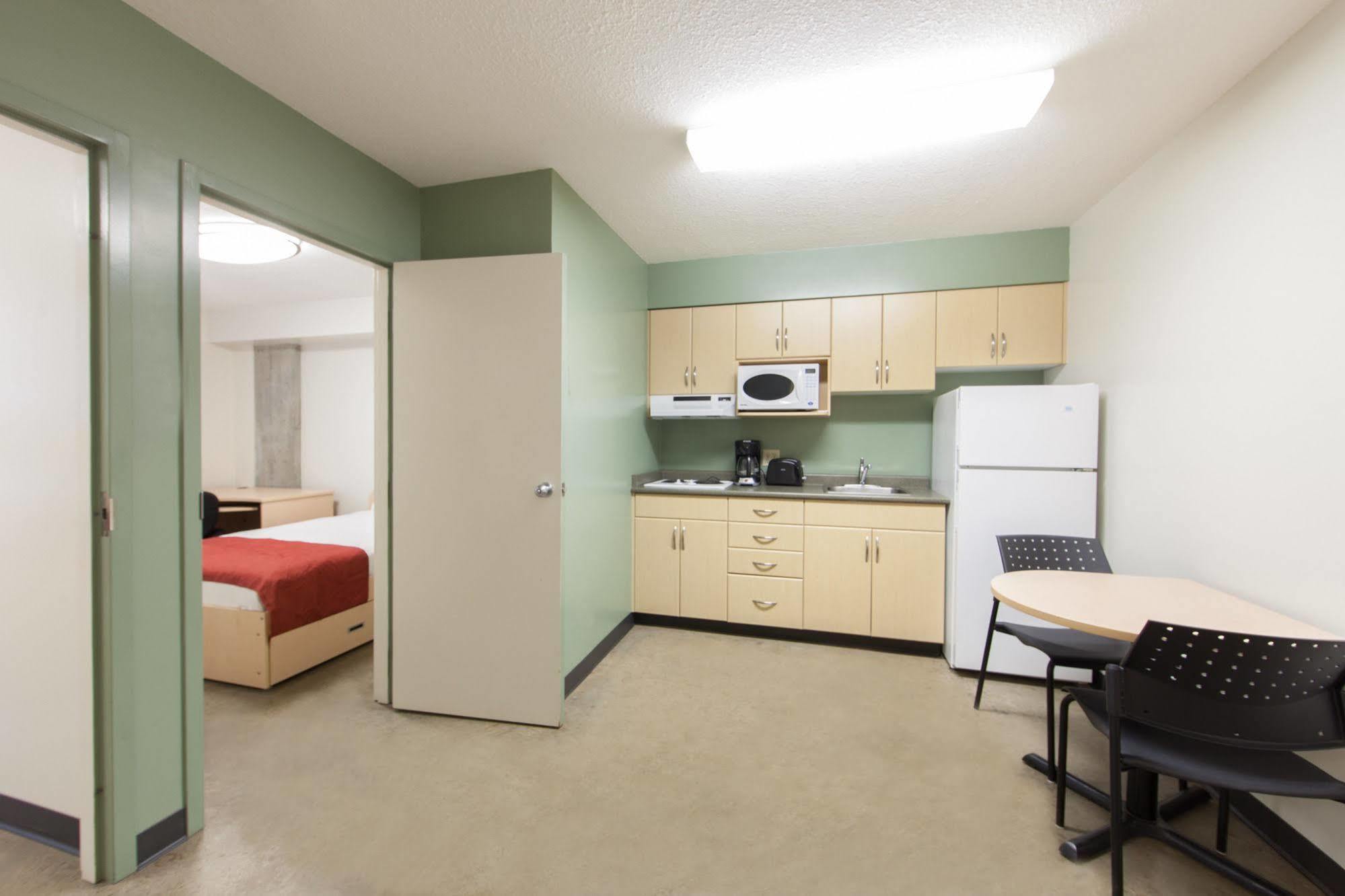 Macewan University Residence เอดมันตัน ภายนอก รูปภาพ