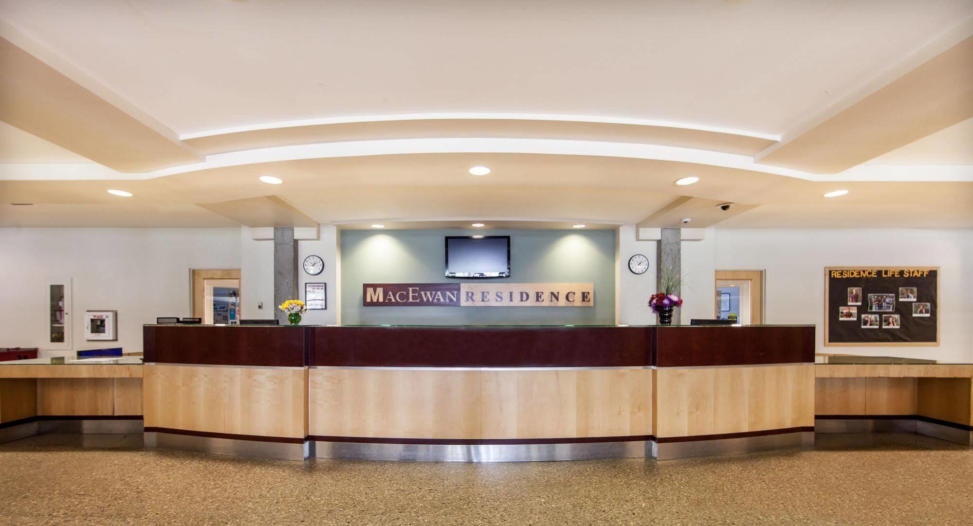 Macewan University Residence เอดมันตัน ภายนอก รูปภาพ