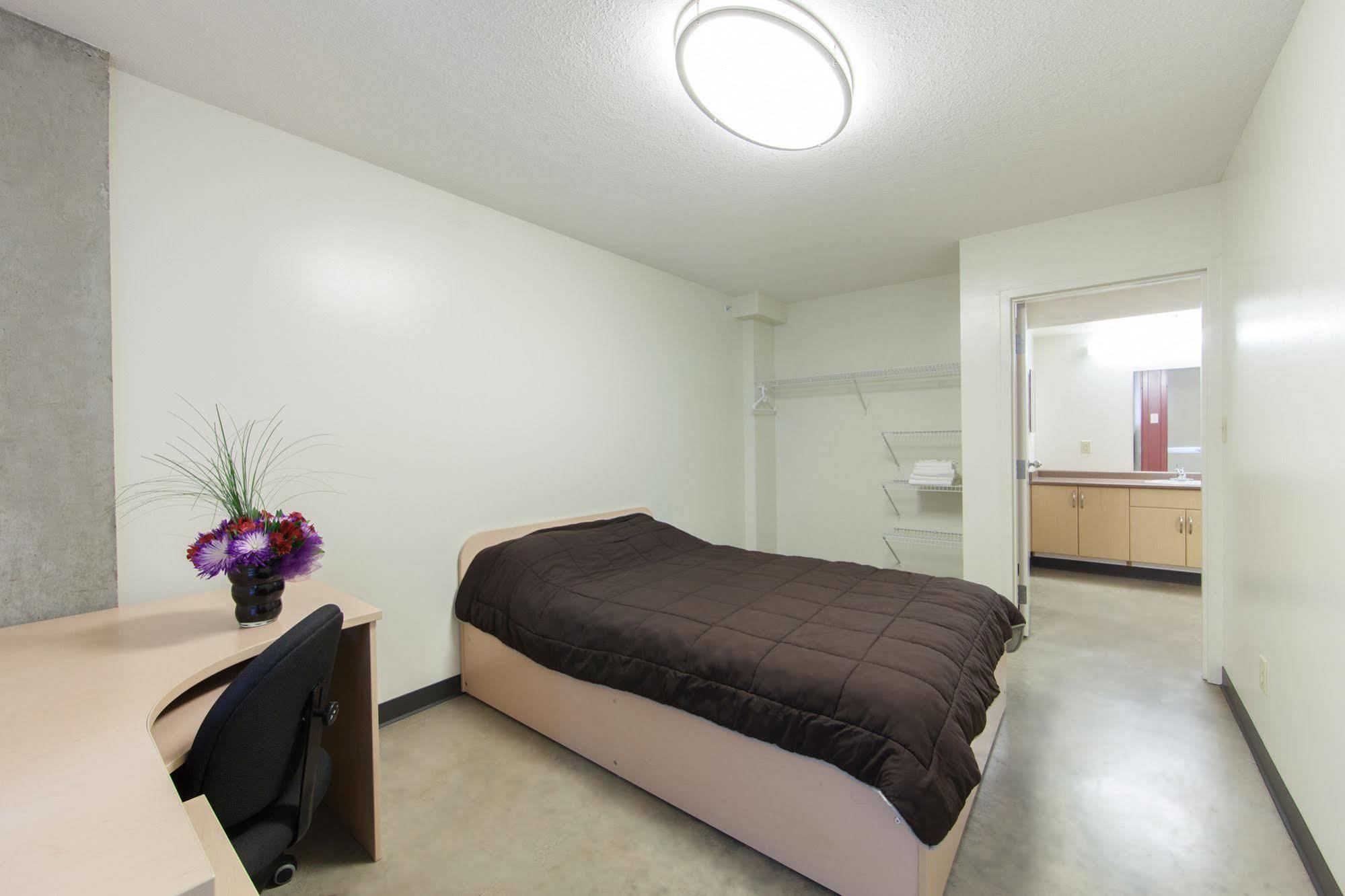 Macewan University Residence เอดมันตัน ภายนอก รูปภาพ
